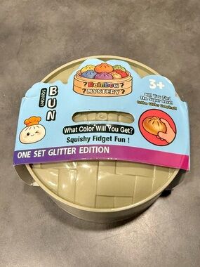 Mystery Squishy Bun Glitter Edition